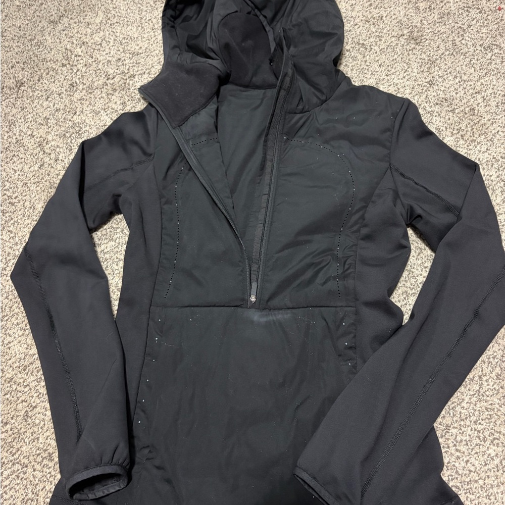 Lululemon run for cold pullover hoodie